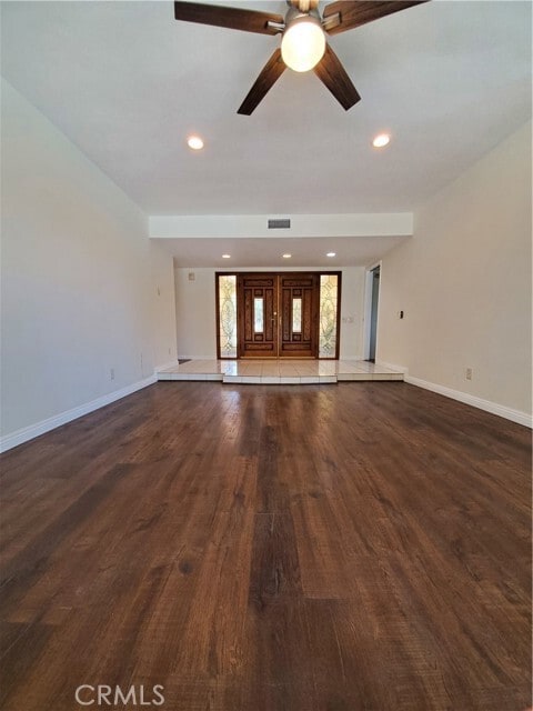 Building Photo - 588 W 17th St