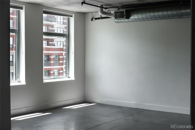 Building Photo - 1610 Little Raven St