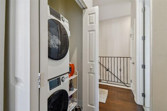 Building Photo - 1001 EDISON PARK Ct