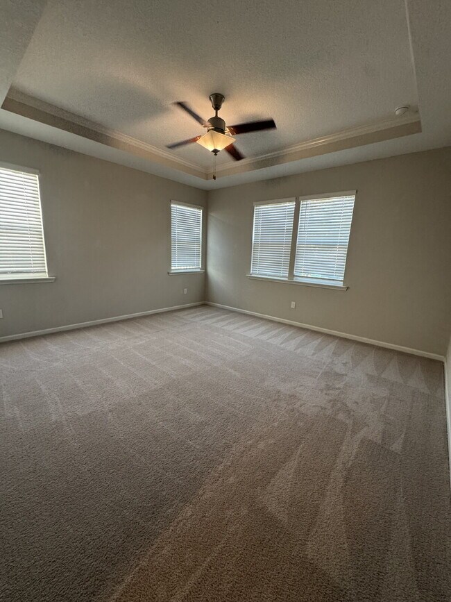 Building Photo - Shearwater, 4 bedroom 3.5 bath home for rent.
