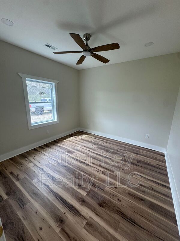 Building Photo - 3663 Sweetwater Vonore Rd