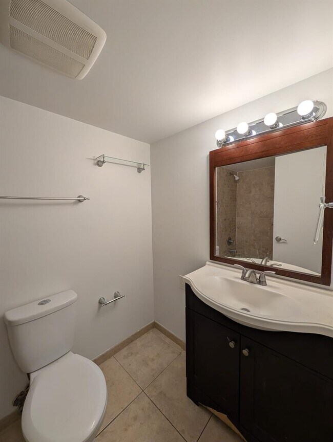 Building Photo - 1800 Sans Souci Blvd