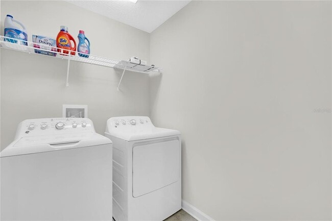 Building Photo - 1391 Olympic Club Blvd