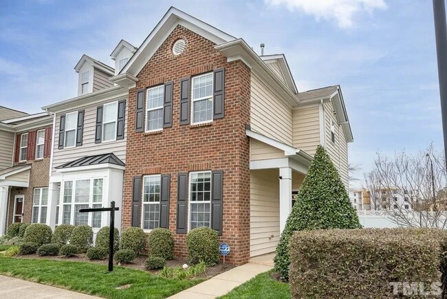 Primary Photo - 866 Cupola Dr