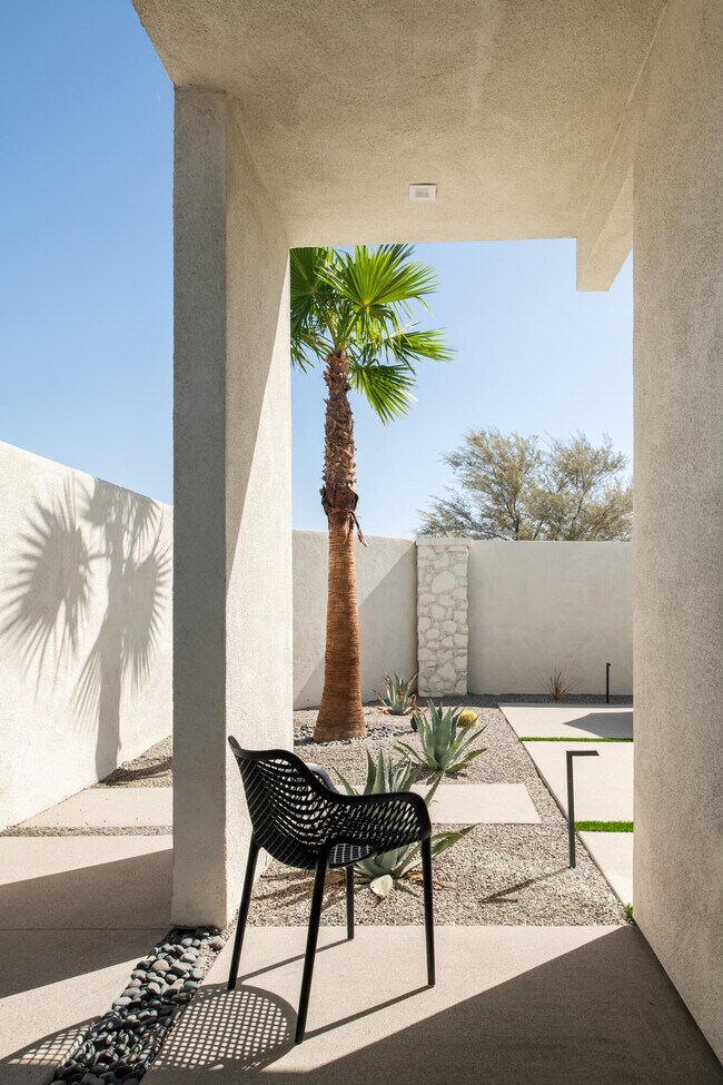 Building Photo - 80943 Elemento Ln