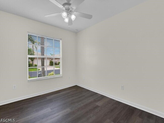 Building Photo - 11075 Lancewood St