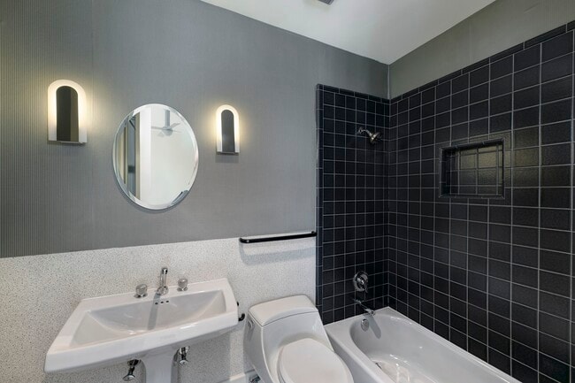 Building Photo - 5304 Braeburn Dr