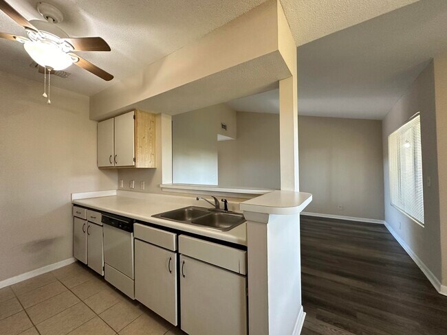 Building Photo - 815 Boynton Beach Blvd