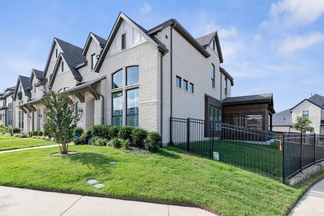 Building Photo - 14437 Greymoore Cir