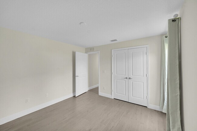 Building Photo - 16440 81st Ln N