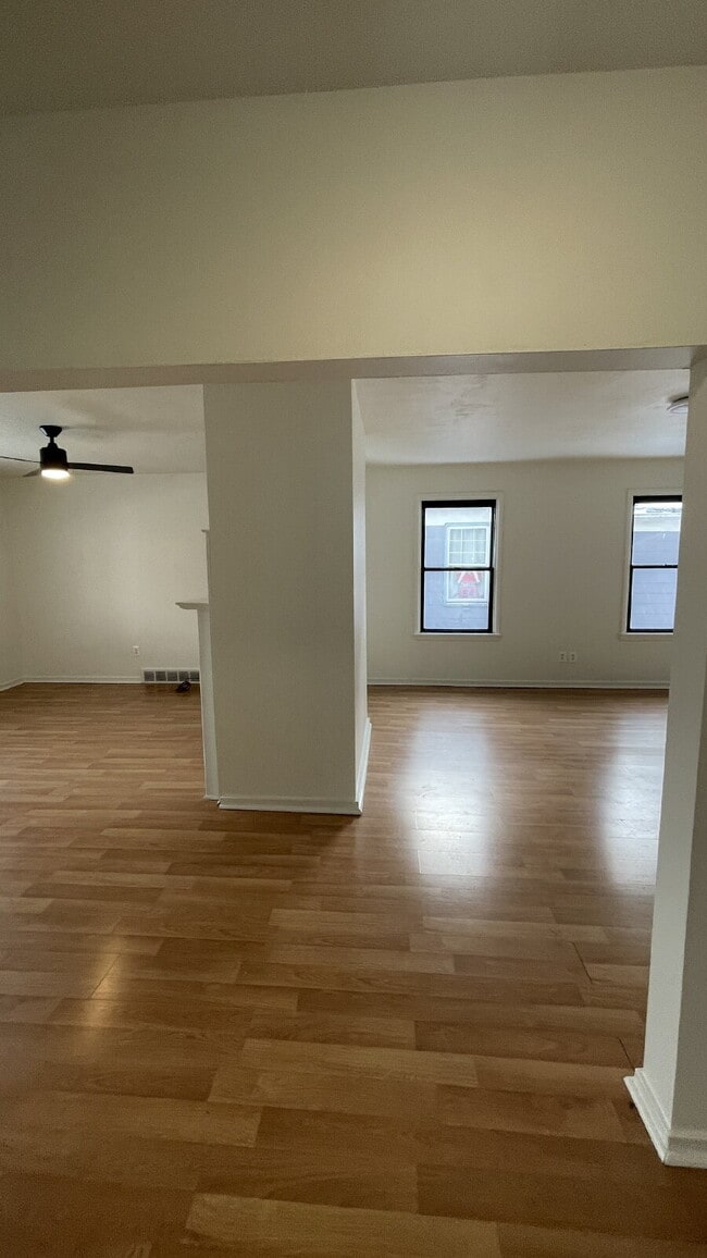 Building Photo - Spacious 3-Bedroom in Bellevue – Minutes from Downtown Pittsburgh!