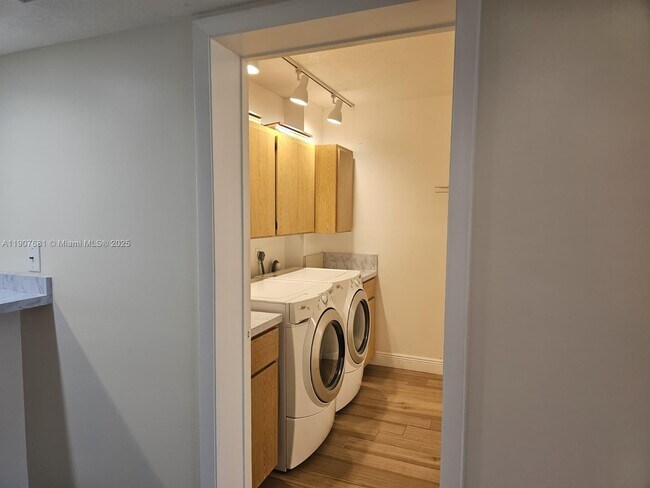 Building Photo - 2701 Village Blvd