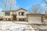 Building Photo - 1030 Rosary Tree Ct