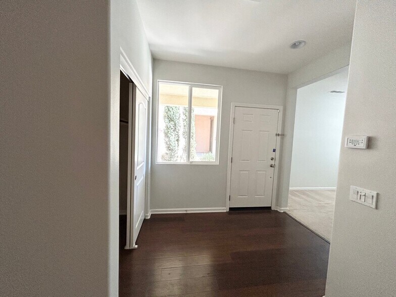Building Photo - 35232 Tulsi Ct