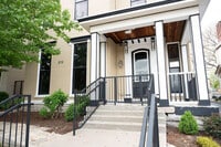 Building Photo - 275 S Limestone