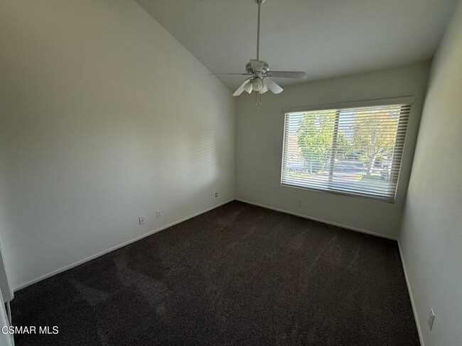 Building Photo - 460 Arbor Ln Ct