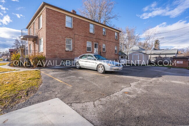 Building Photo - 411 E 300 S