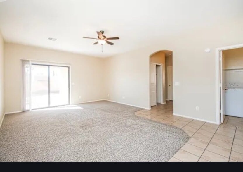 Building Photo - 9072 W Hidalgo Ave