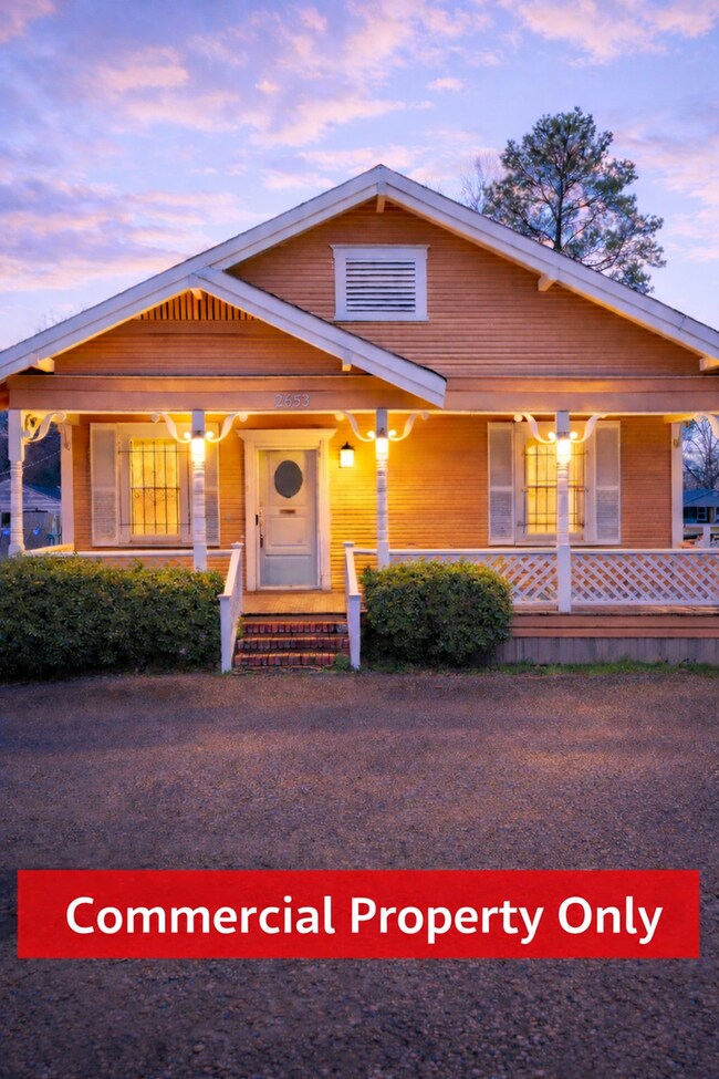 Building Photo - 2653 Malcolm-