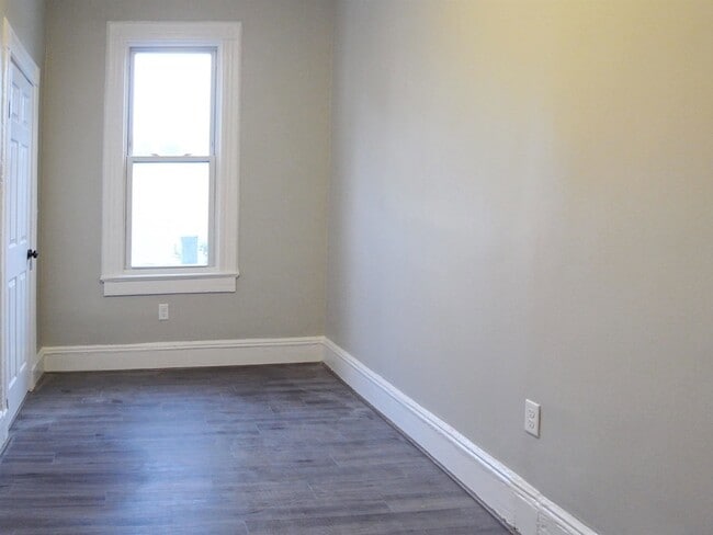 Building Photo - 119 Prospect St