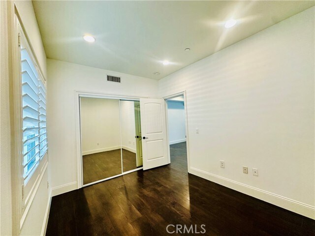 Building Photo - 728 N Atlantic Blvd