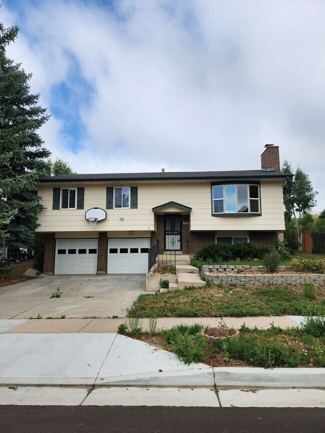 Building Photo - 1822 Wooten Rd