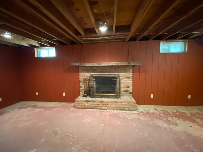 Building Photo - Coming Soon!!! Beautiful, Picture Perfect ...