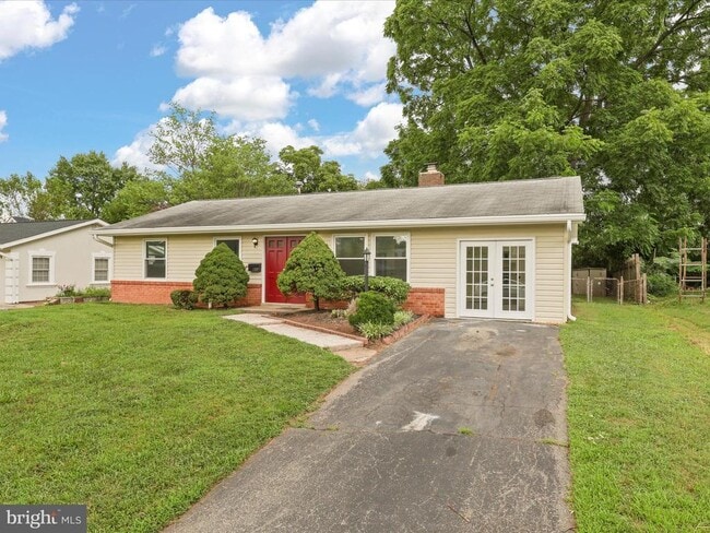 Building Photo - 804 W Nettle Tree Rd