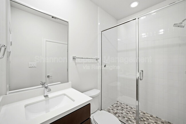 Building Photo - 3131 Leeland St