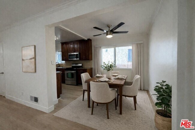 Building Photo - 2607 Abbot Kinney Blvd