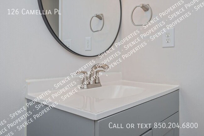 Building Photo - 126 Camellia Pl