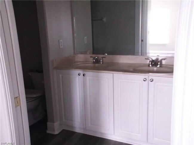 Building Photo - 4154 Castilla Circle