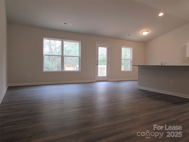 Building Photo - 1385 Amberlight Circle