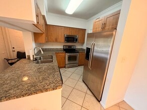 Building Photo - Emerald Dunes - 208
