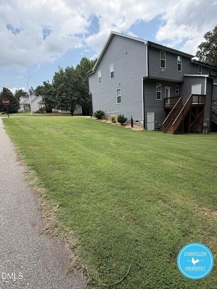 Building Photo - 109 Stewarts Knob Dr