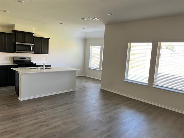 Building Photo - 2400 Montgomery St