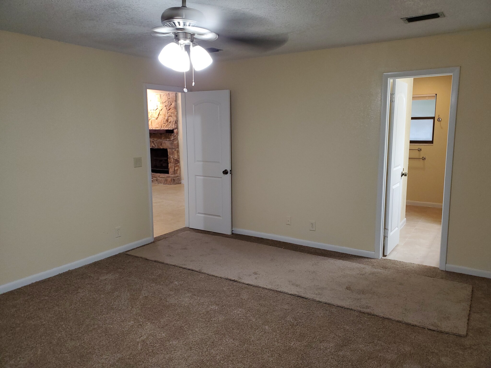 Master Bedroom - 17375 Holmes Mill Ave