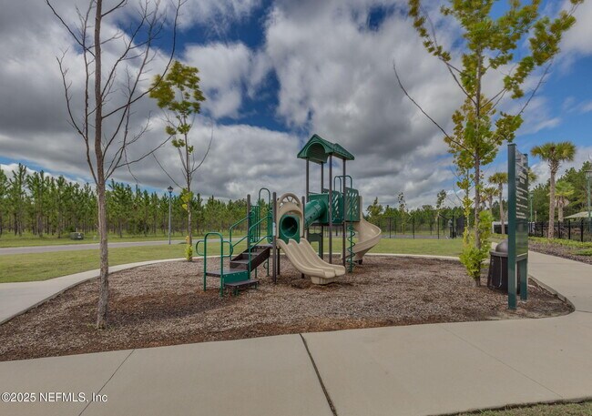 Building Photo - 7070 Sandle Dr