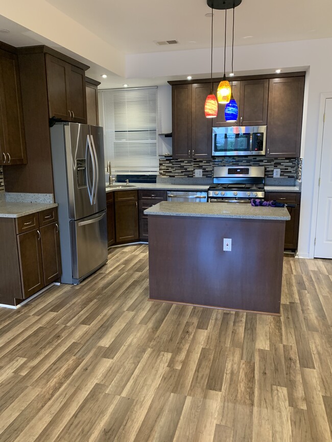 Kitchen - 3120 13th St NW