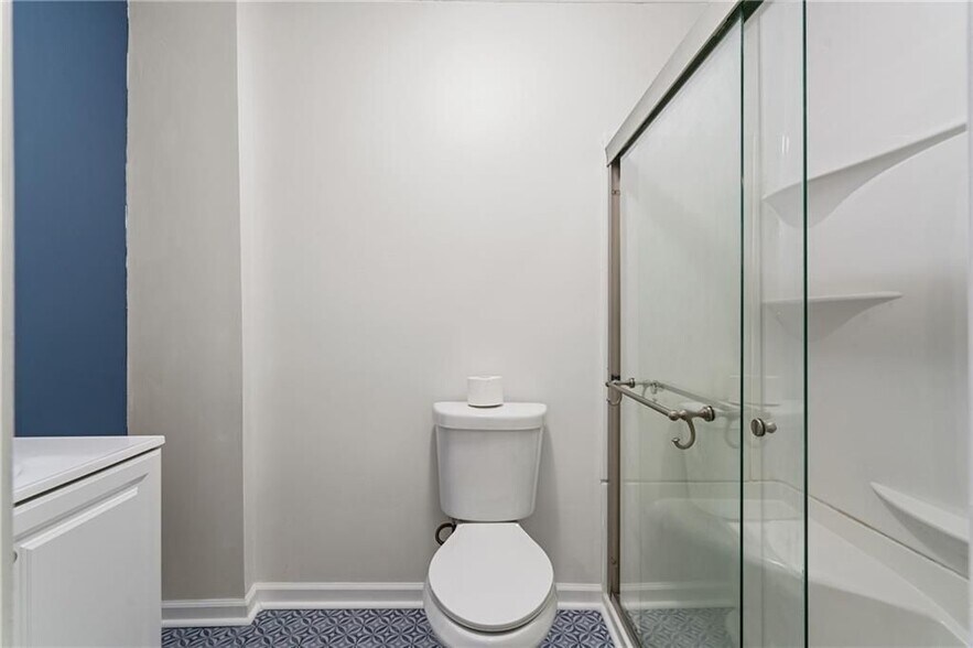 Building Photo - 6290 Love St