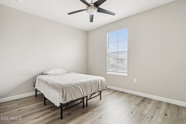 Building Photo - 4869 E Muriel Dr