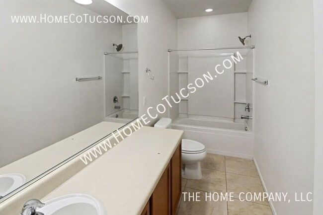 Building Photo - 34584 S Bronco Dr