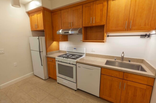 Building Photo - 4himmelmann