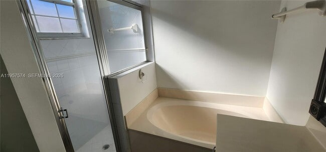 Building Photo - 7400 S Aragon Blvd