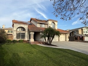 Building Photo - 1848 Eastgate Ave