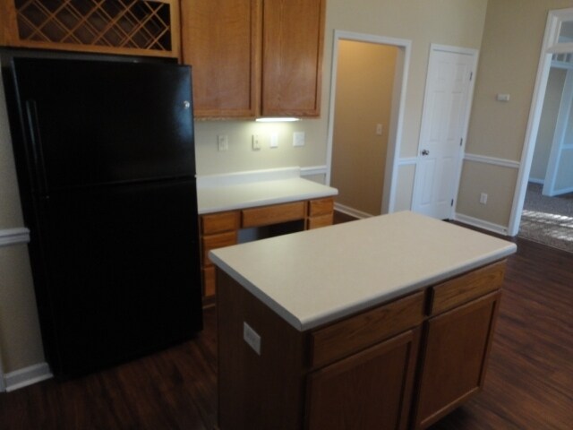 Building Photo - 5804 Brookshadow Dr