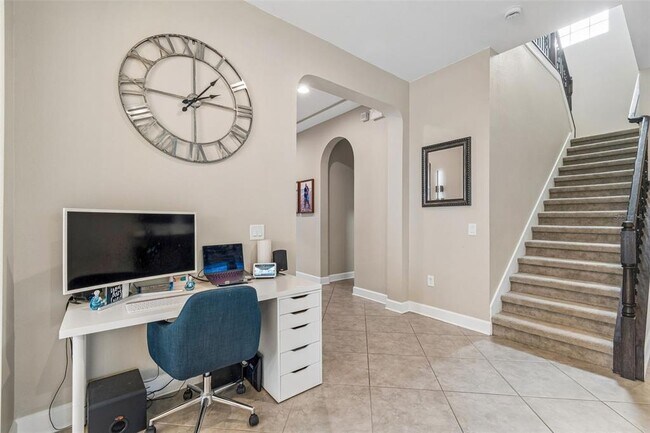 Building Photo - 4123 Windcrest Dr