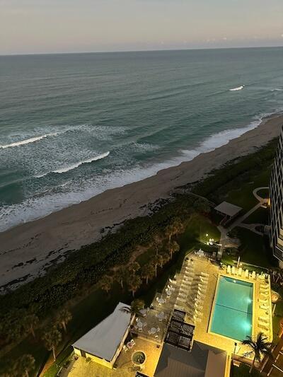 Building Photo - 9500 S Ocean Dr