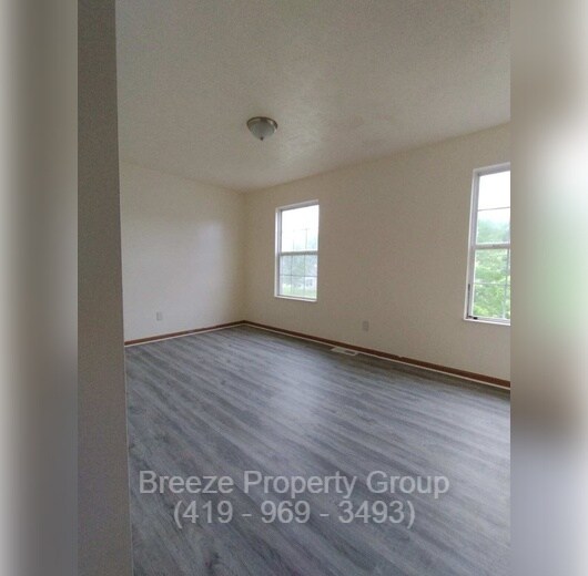 Building Photo - 2808 Benford Ln