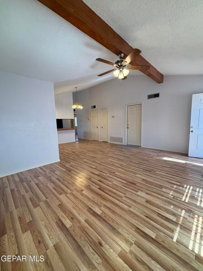 Building Photo - 10928 Duke Snider Cir